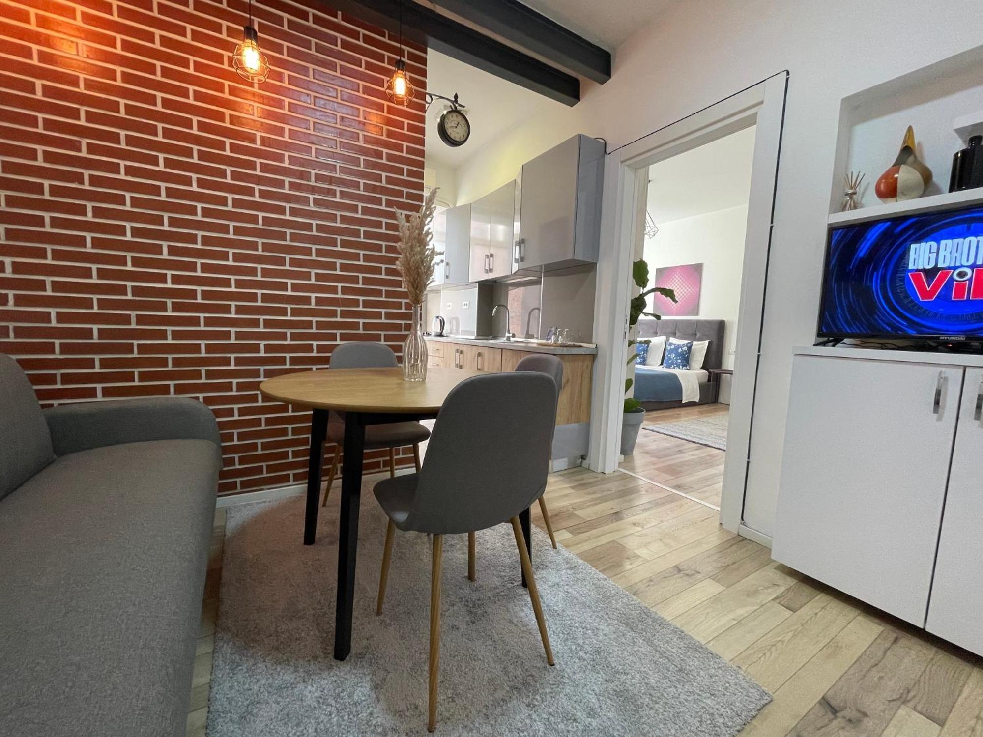 Myslym Shyri'S Apartments Tirana Cameră foto